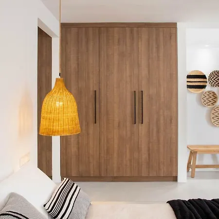 Pebble, An Idyllic Seaside Holiday home Kokkini Hani